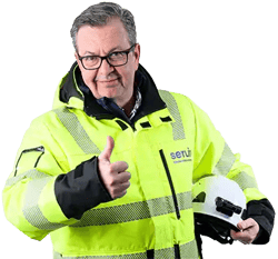 Janne-peukuttaa-kameralle